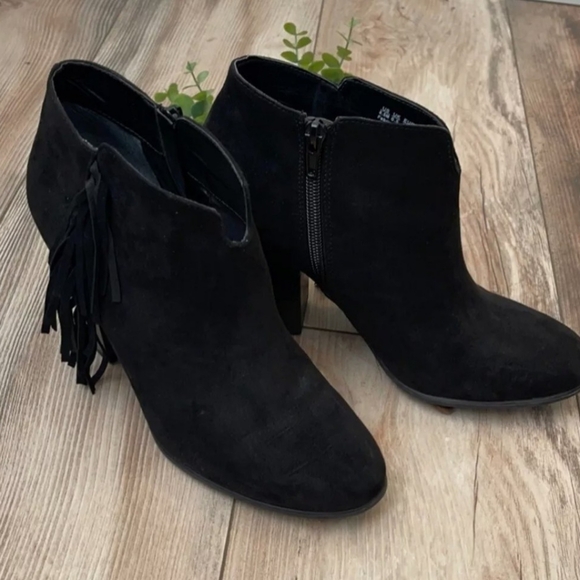 Booties - Picture 6 of 6